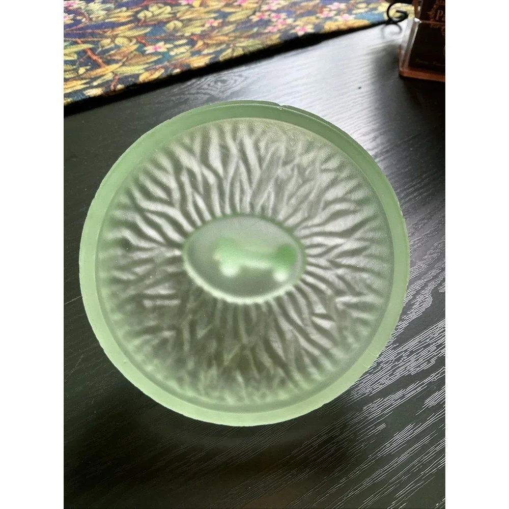 Vintage L.E. Smith Satin Uranium Glass Elephant Powder Jar 4